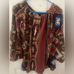 Women’s bell sleeve tunic